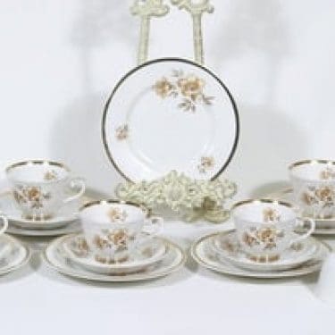 Arabia Myrna kahvikupit ja lautaset, 6 kpl, suunnittelija Olga Osol, siirtokuva