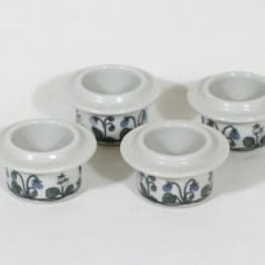 Arabia Flora munakupit, 4 kpl, suunnittelija Esteri Tomula, serikuva