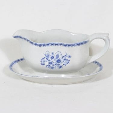 Arabia Suomen kukka kastikekaadin, suunnittelija , kuparipainokoriste