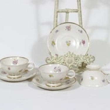 Arabia Rosita kahvikupit, 3 kpl, suunnittelija Svea Granlund, siirtokuva