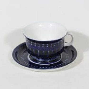 Arabia Valencia teekuppi, 22.5 cl, suunnittelija Ulla Procope, 22.5 cl, käsinmaalattu, signeerattu