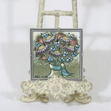 Arabia koristelaatta, Iloisesti, suunnittelija Heljä Liukko-Sundström, Iloisesti, pieni, signeerattu