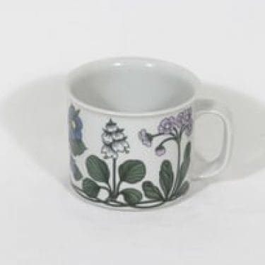 Arabia Flora muki, 40 cl, suunnittelija Esteri Tomula, 40 cl, serikuva