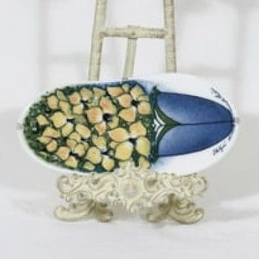 Arabia koristelaatta, Aurinkoinen, suunnittelija Heljä Liukko-Sundström, Aurinkoinen, serikuva, signeerattu