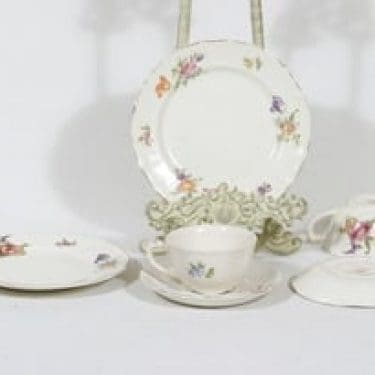 Arabia Kesäkukka kahvikupit ja lautaset, 2 kpl, suunnittelija , siirtokuva