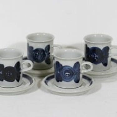 Arabia Anemone kahvikupit, käsinmaalattu, 4 kpl, suunnittelija Ulla Procope, käsinmaalattu, signeerattu