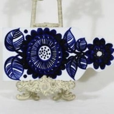 Arabia Köökki talouslevy, käsinmaalattu, suunnittelija Gunvor Olin-Grönqvist, käsinmaalattu, signeerattu