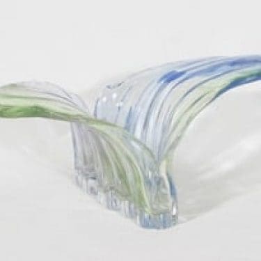 Riihimäen lasi Perho taidelasi, signeerattu, suunnittelija Helena Tynell, signeerattu