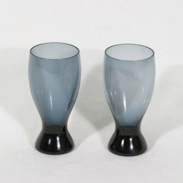 Nuutajärvi lasit, harmaa, 2 kpl, suunnittelija Raija Uosikkinen,