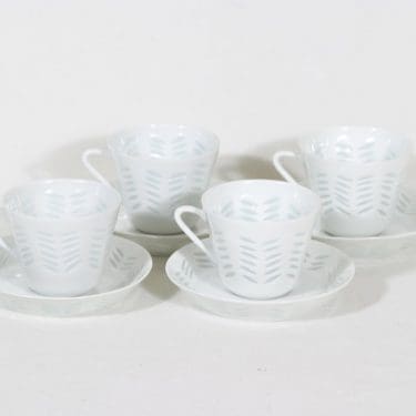 Arabia FK/65 kahvikupit, 15 cl, 4 kpl, suunnittelija Friedl Holzer-Kjellberg, 15 cl, massasigneerattu, riisiposliini
