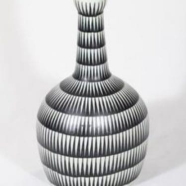 Kupittaan savi koristepullo, käsinmaalattu, suunnittelija Linnea Lehtonen, käsinmaalattu, suuri, signeerattu, funktionalismi