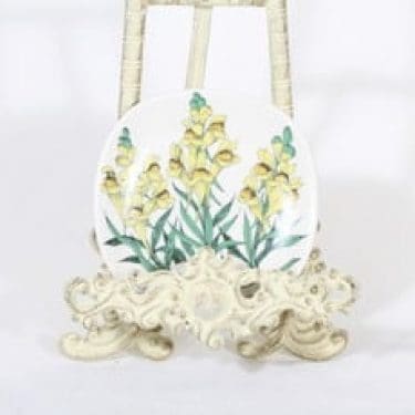 Arabia Botanica koristelautanen, Kannusruoho, suunnittelija Esteri Tomula, Kannusruoho, pieni, serikuva