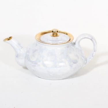 Arabia O 2 teekaadin, lysterikoriste, suunnittelija , lysterikoriste, pieni, loistomarmori