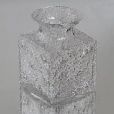 Iittala Crocus maljakko, signeerattu, suunnittelija Timo Sarpaneva, signeerattu