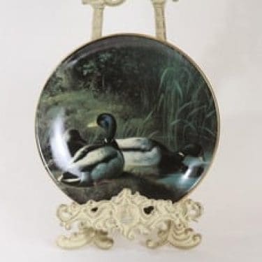 Arabia koristelautanen, Heinäsorsia, suunnittelija Ferdinand von Wright, Heinäsorsia, lintuaihe, serikuva