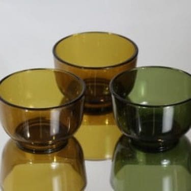 Nuutajärvi 5577 jälkiruokakulhot, eri värejä, 3 kpl, suunnittelija Saara Hopea,