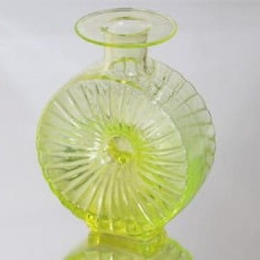 Riihimäen lasi 1394 koristepullo, Koko 2/4, suunnittelija Helena Tynell, Koko 2/4, sävy II, sävy II