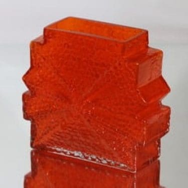 Riihimäen lasi Stellaria maljakko, oranssi, suunnittelija Nanny Still, massiivinen, retro