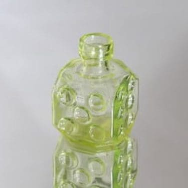 Riihimäen lasi Arpa on heitetty koristepullo, keltainen, suunnittelija Erkkitapio Siiroinen, pieni