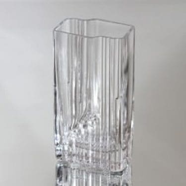 Iittala Sointu maljakko, signeerattu, suunnittelija Tapio Wirkkala, signeerattu, pieni