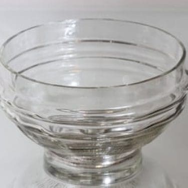 Riihimäen lasi Sulttaani malja, kirkas, suunnittelija Nanny Still, suuri