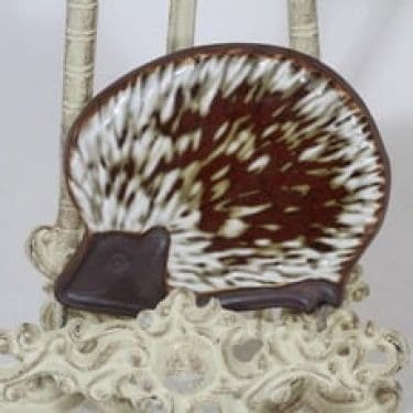 Arabia Siili koristelaatta, käsinmaalattu, suunnittelija Gunvor Olin-Grönqvist, käsinmaalattu, pieni, signeerattu