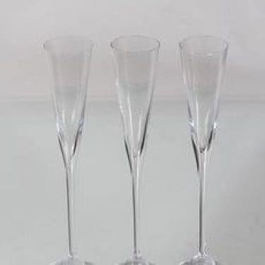 Nuutajärvi Aurora kuohuviinilasit, kirkas, 3 kpl, suunnittelija Heikki Orvola,