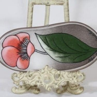 Arabia seinälaatta, Iloinen katse, suunnittelija Heljä Liukko-Sundström, Iloinen katse, pieni, serikuva