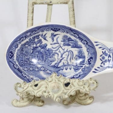 Arabia Willow salaattiastia, suunnittelija , kuparipainokoriste