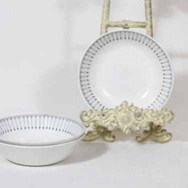 Arabia Heini annoskulhot, 3 kpl, suunnittelija Raija Uosikkinen, kuparipainokoriste