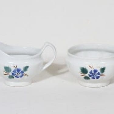 Arabia RB sokerikko ja kermakko, kukkakuvio, suunnittelija , kukkakuvio, puhalluskoriste