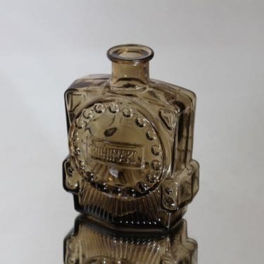 Riihimäen lasi Veturipullo koristepullo, ruskea, suunnittelija Erkkitapio Siiroinen, pieni