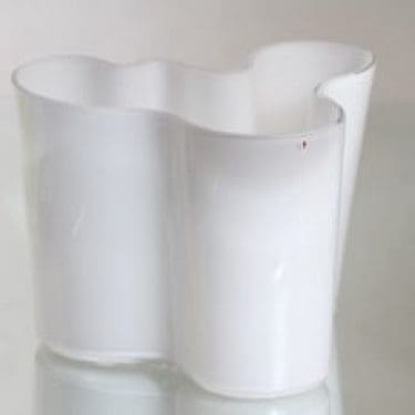 Iittala 3030 maljakko, signeerattu, suunnittelija Alvar Aalto, signeerattu