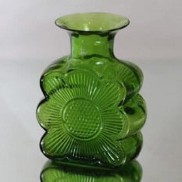 Riihimäen lasi Amuletti maljakko, vihreä, suunnittelija Tamara Aladin,