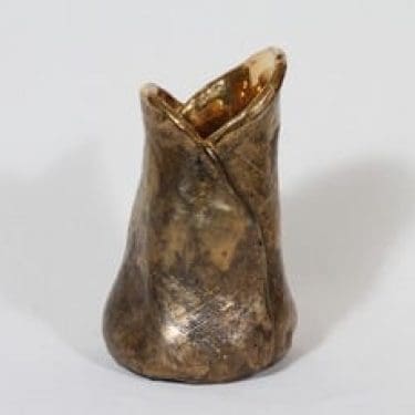 Savitorppa maljakko, signeerattu, suunnittelija Erkki Stenius, signeerattu, massiivinen, kullattu