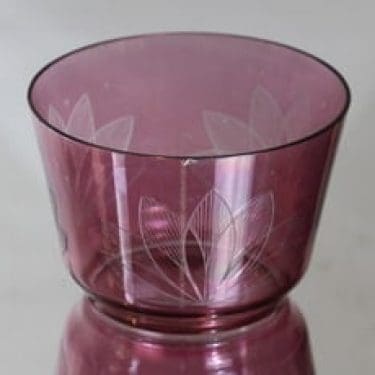 Karhula maljakko, signeerattu, suunnittelija Göran Hongel, signeerattu, hiottu