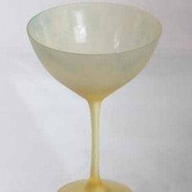 Nuutajärvi Paletti taide-esine, Pro arte, suunnittelija Oiva Toikka, Pro arte, signeerattu