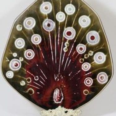 Arabia Riikinkukko seinälaatta, käsinmaalattu, suunnittelija Annikki Hovisaari, käsinmaalattu, massiivinen, signeerattu