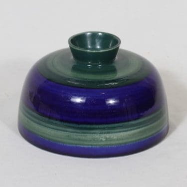 Arabia juustokupu, käsinmaalattu, suunnittelija Heljätuulia Sundström, käsinmaalattu, signeerattu