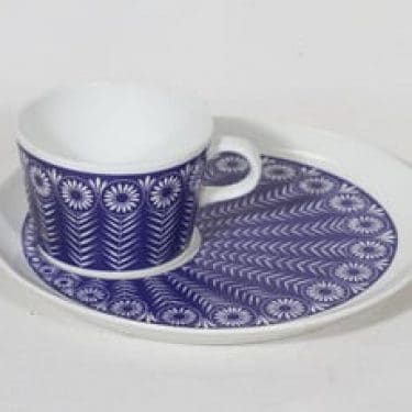 Arabia Riikinkukko kuppi ja lautanen, sininen, suunnittelija Raija Uosikkinen, serikuva