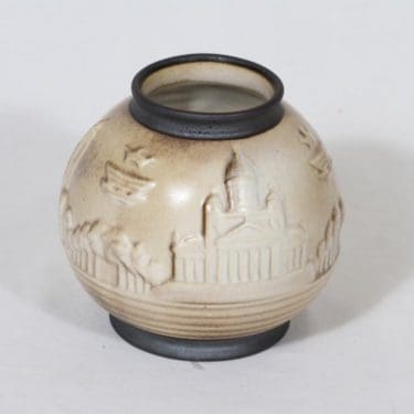 Arabia Helsinki-aihe maljakko, ruskea, suunnittelija ,