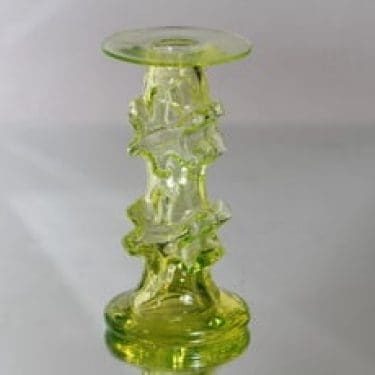 Riihimäen lasi Kasperi kynttilänjalka, keltainen, suunnittelija Erkkitapio Siiroinen,