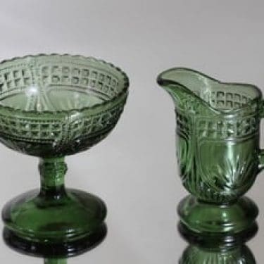 Riihimäen lasi 5647|5648 sokerikko ja kermakko, vihreä, suunnittelija ,