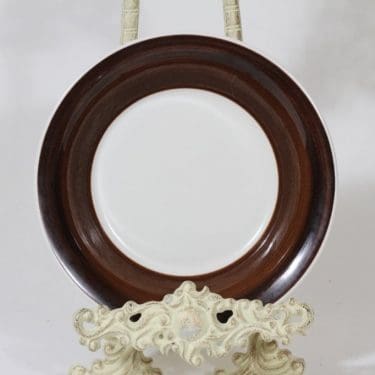 Arabia Inari lautanen, syvä, suunnittelija Göran Bäck, syvä, käsinmaalattu