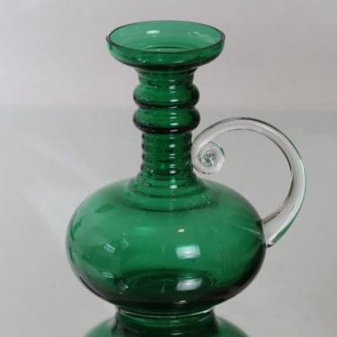 Riihimäen lasi Kleopatra maljakko, vihreä, suunnittelija Tamara Aladin,