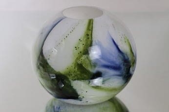 Riihimäen lasi Koralli maljakko, monivärinen, suunnittelija Tamara Aladin, pyöreä