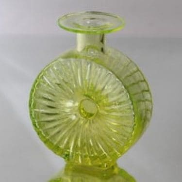 Riihimäen lasi Aurinkopullo koristepullo, koko 2/4, suunnittelija Helena Tynell, koko 2/4