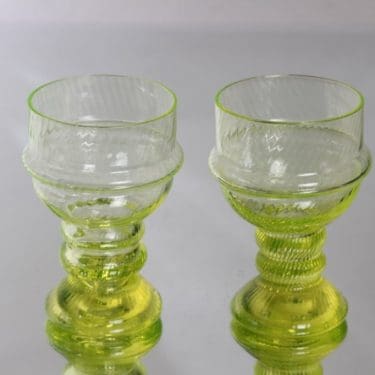 Riihimäen lasi Sulttaani viinilasit, keltainen, 2 kpl, suunnittelija Nanny Still,