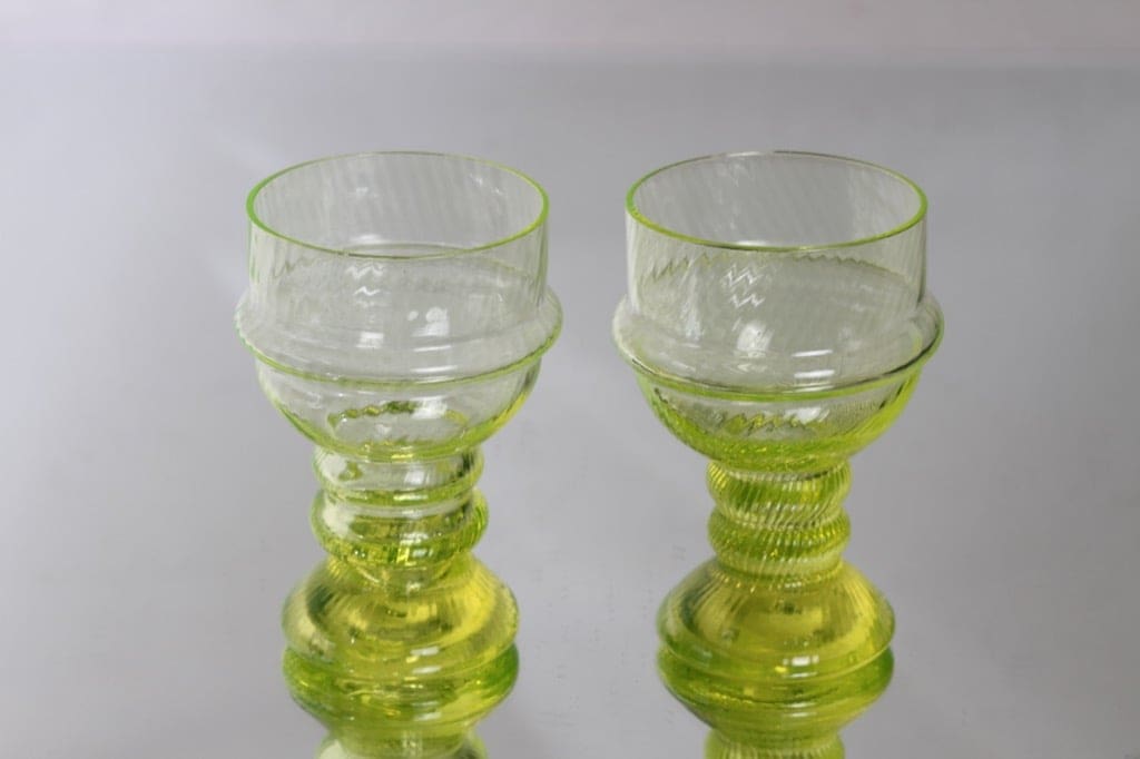 Riihimäen lasi Sulttaani viinilasit, keltainen, 2 kpl, suunnittelija Nanny Still,