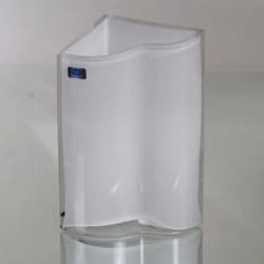 Nuutajärvi Sonetti maljakko, valkoinen, suunnittelija Kerttu Nurminen,